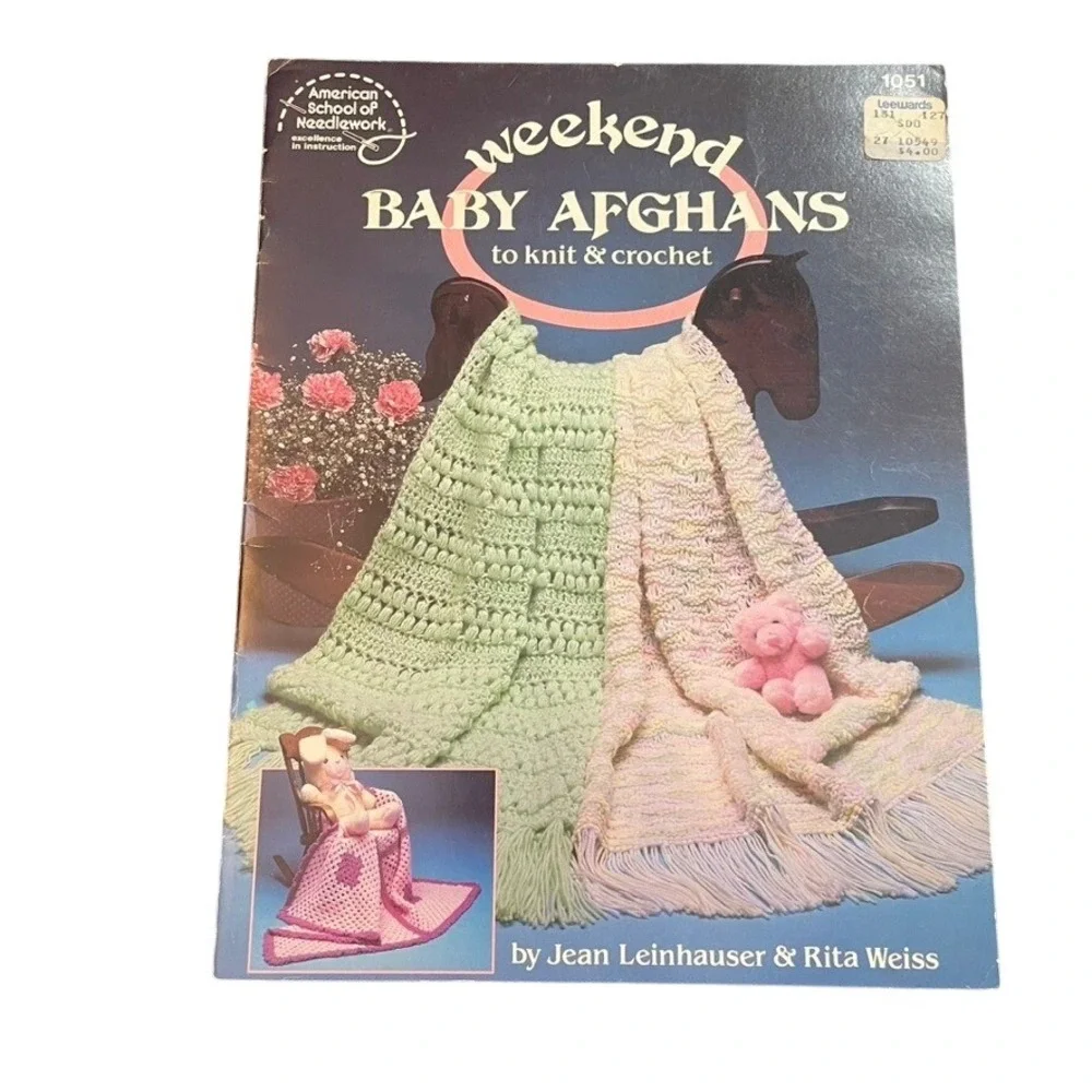 Vintage Weekend Baby Afghans Knit & Crochet Pattern Book American School‎ 1051